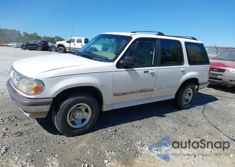 1997 Ford Explorer Eddie Bauer/Limited/Xl/Xlt from USA, damaged, VIN 1FMDU32E2VUB72316